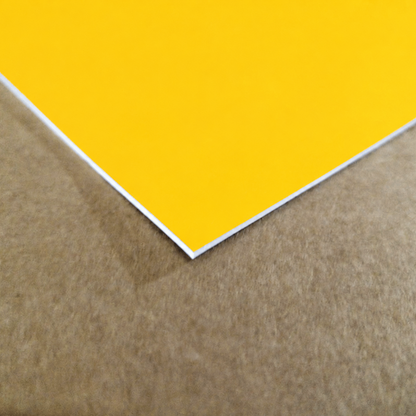 Cartón Maqueta Colores con Interior Blanco 70 x 100